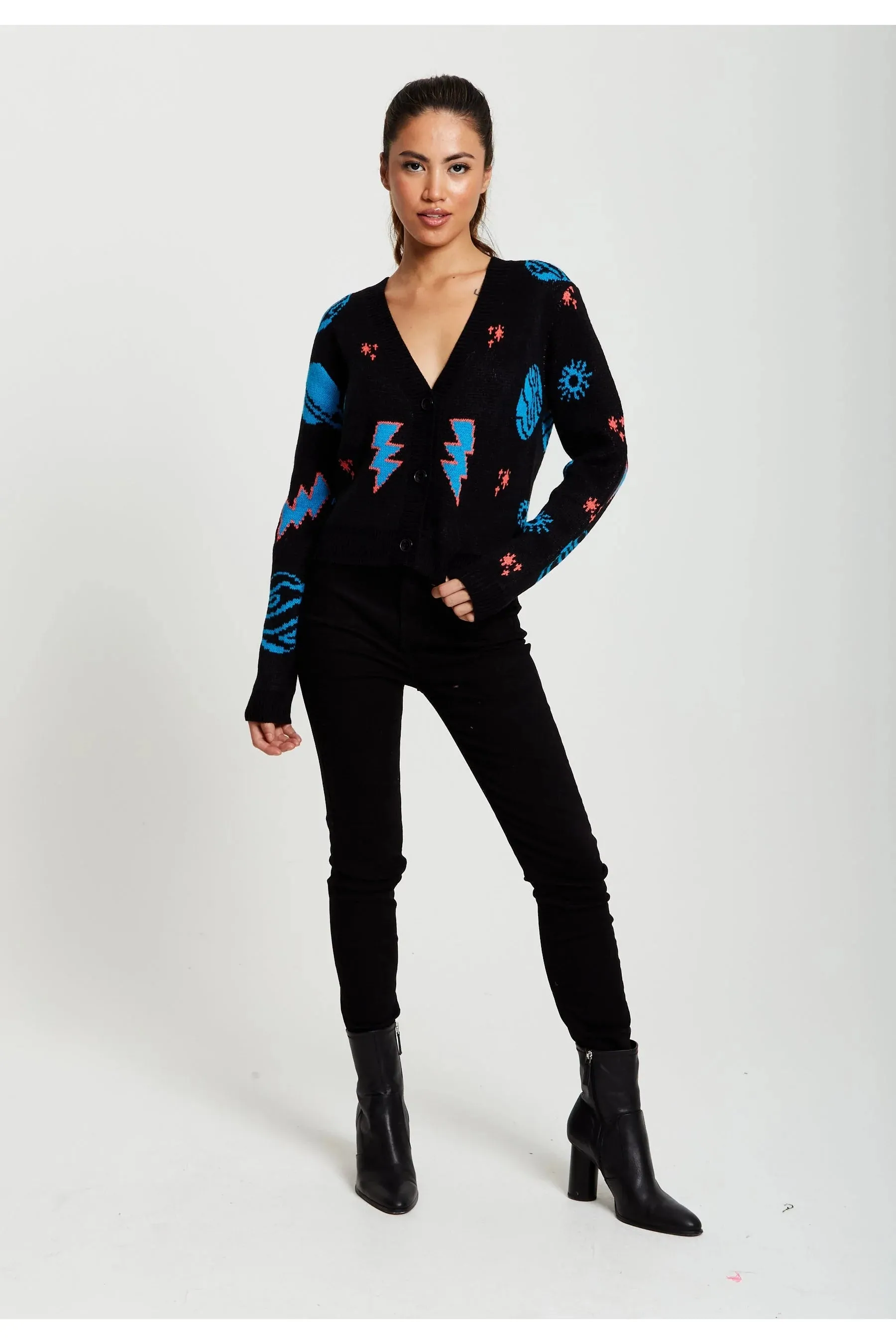 Liquorish Cosmic Pattern Cropped Cardigan In Black