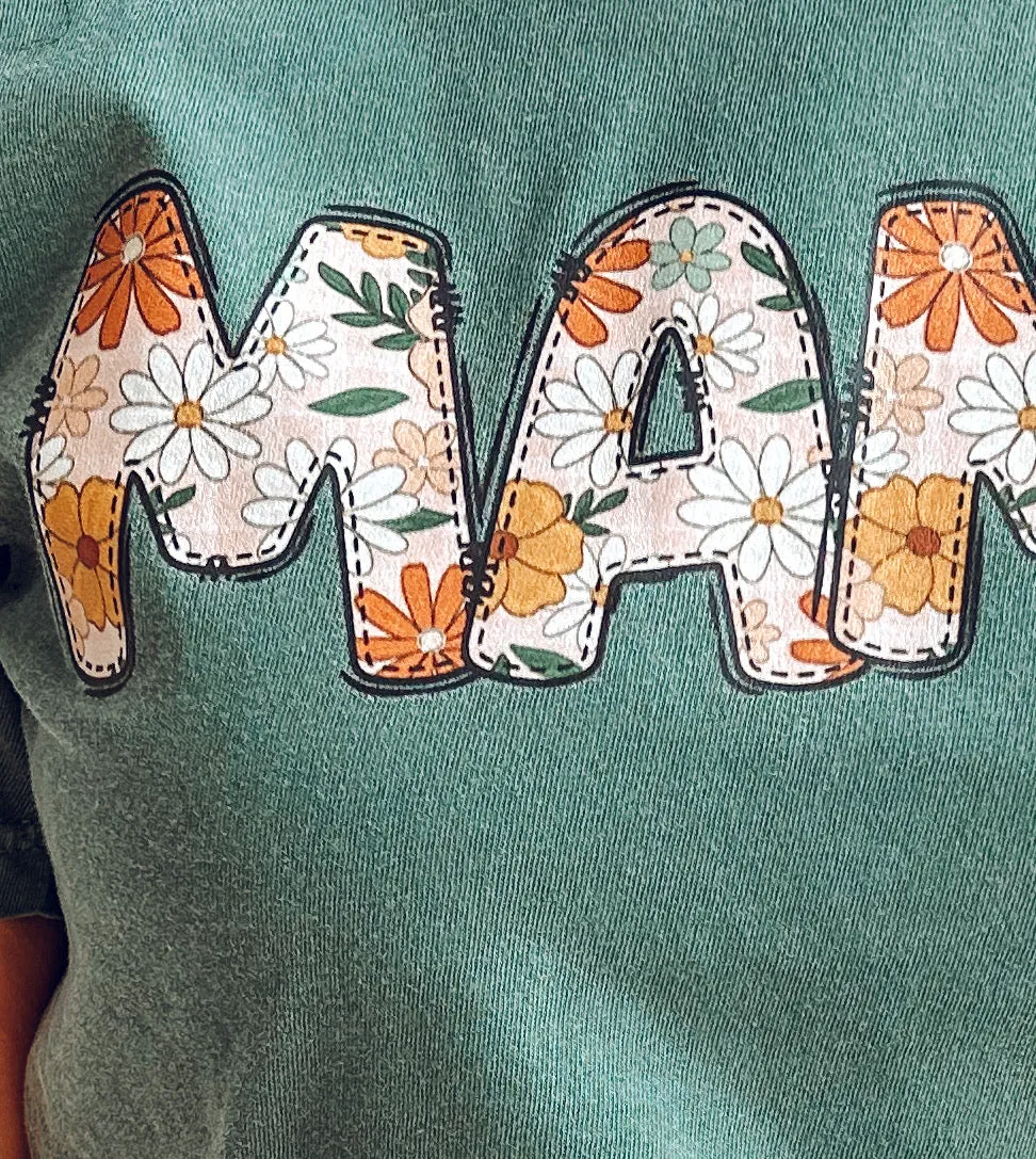 Mama Vibes Tee | Spruce