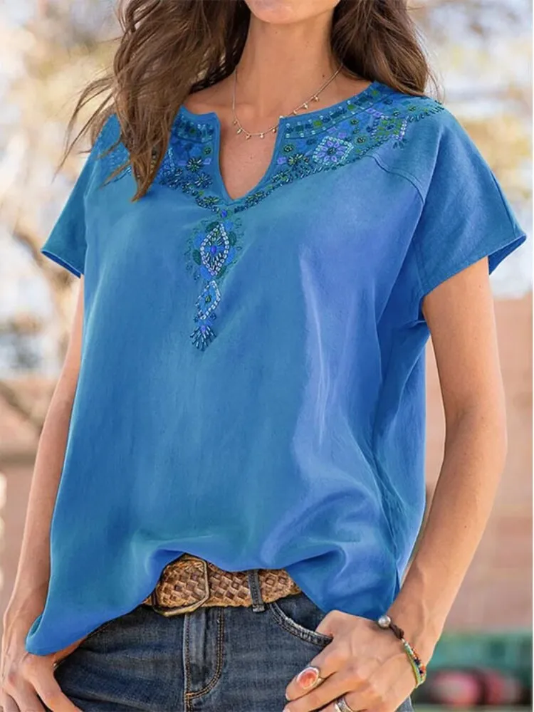 New Loose Ethnic Style Tops Short-sleeved T-shirt V-neck Embroidered Blouse