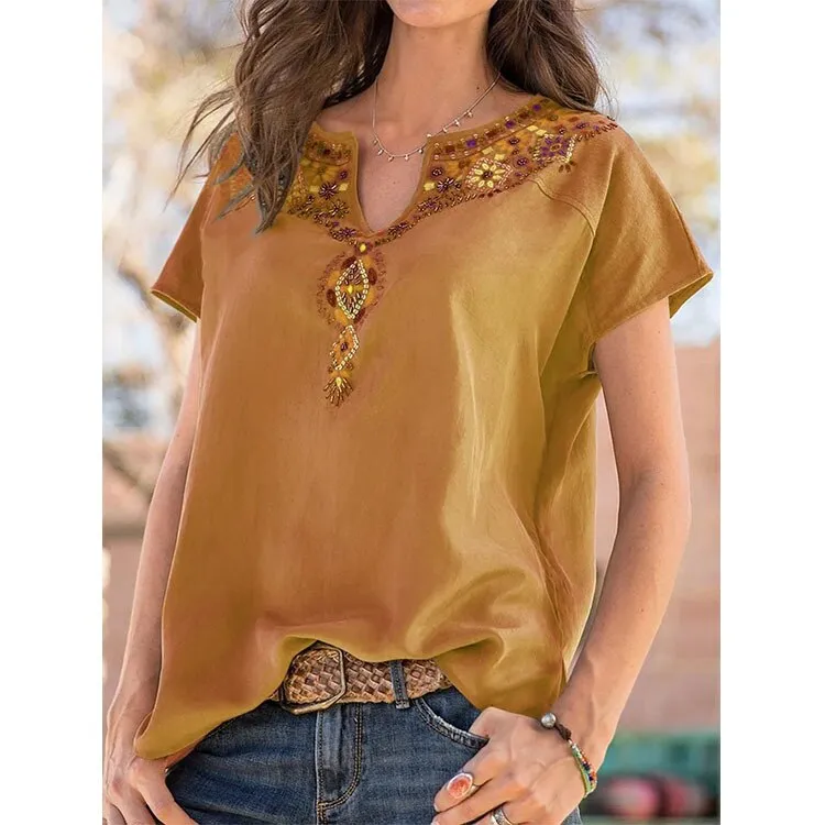 New Loose Ethnic Style Tops Short-sleeved T-shirt V-neck Embroidered Blouse