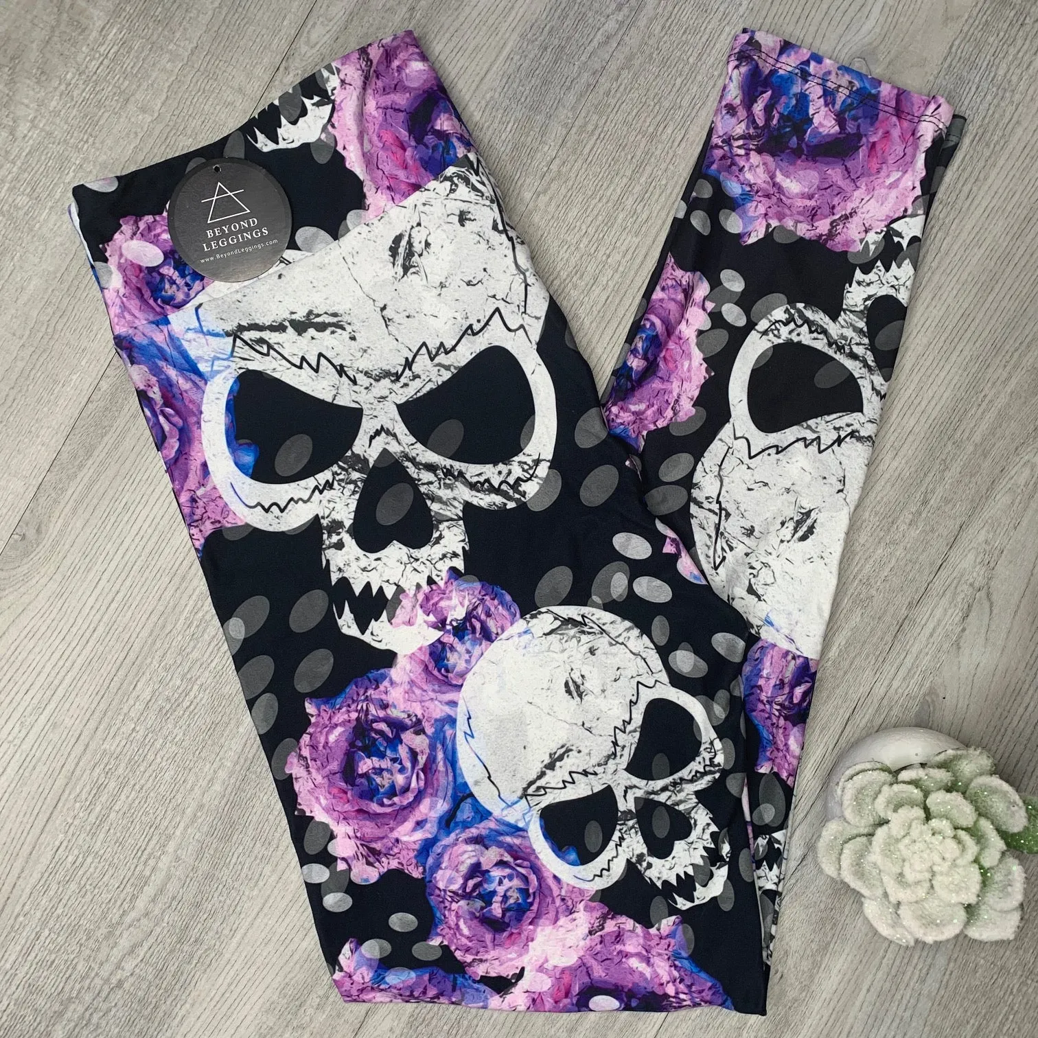 Purple Flowers & Skull Soft Leggings