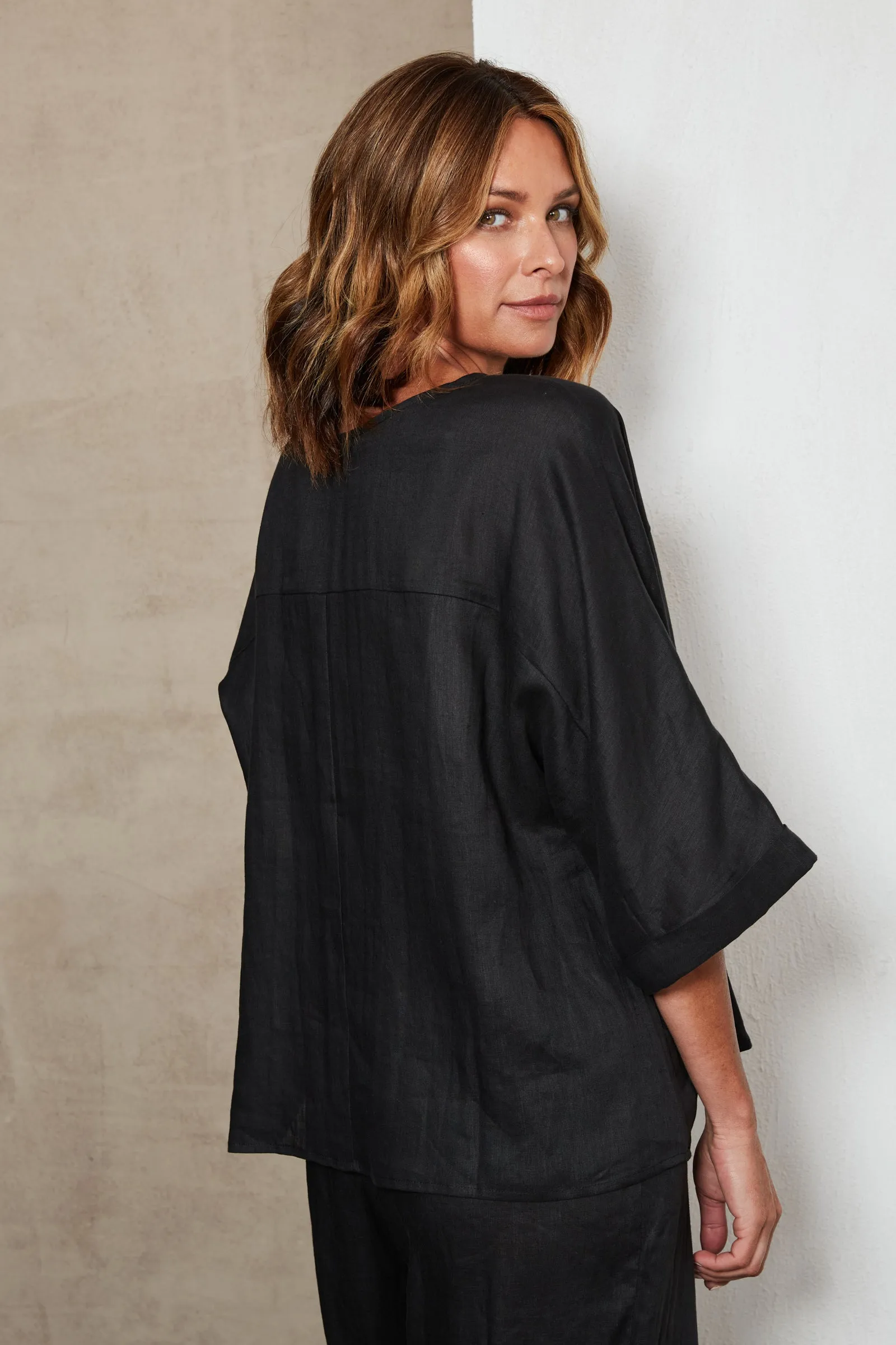 Studio Linen Relaxed Top - Black