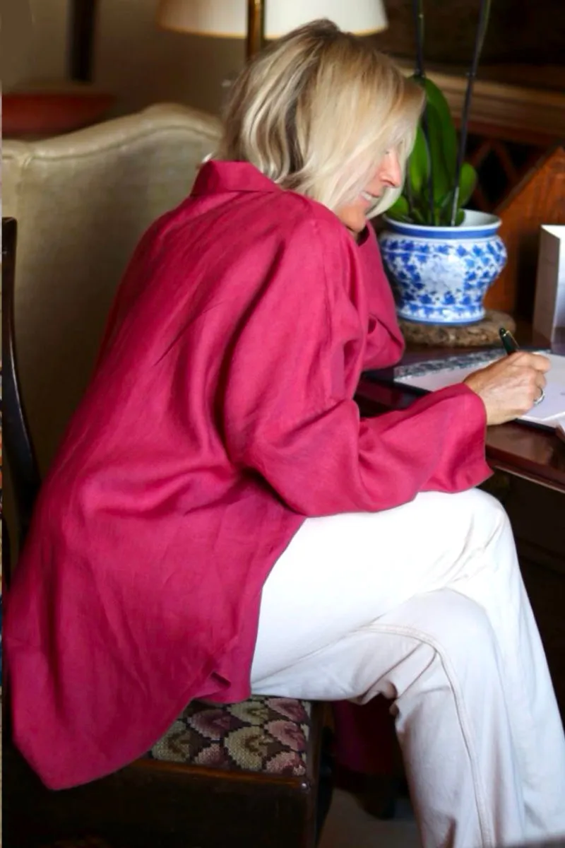 THE TARA OVERSIZED SHIRT IN RASPBERRY BELLINI IRISH LINEN